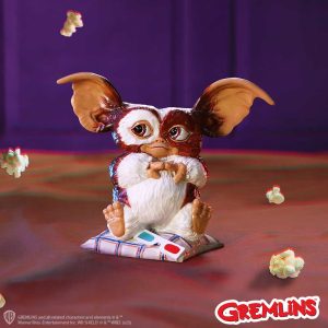 Gremlins Gizmo with 3D Glasses Figurine: 1 - Figures & Collectables By Gremlins